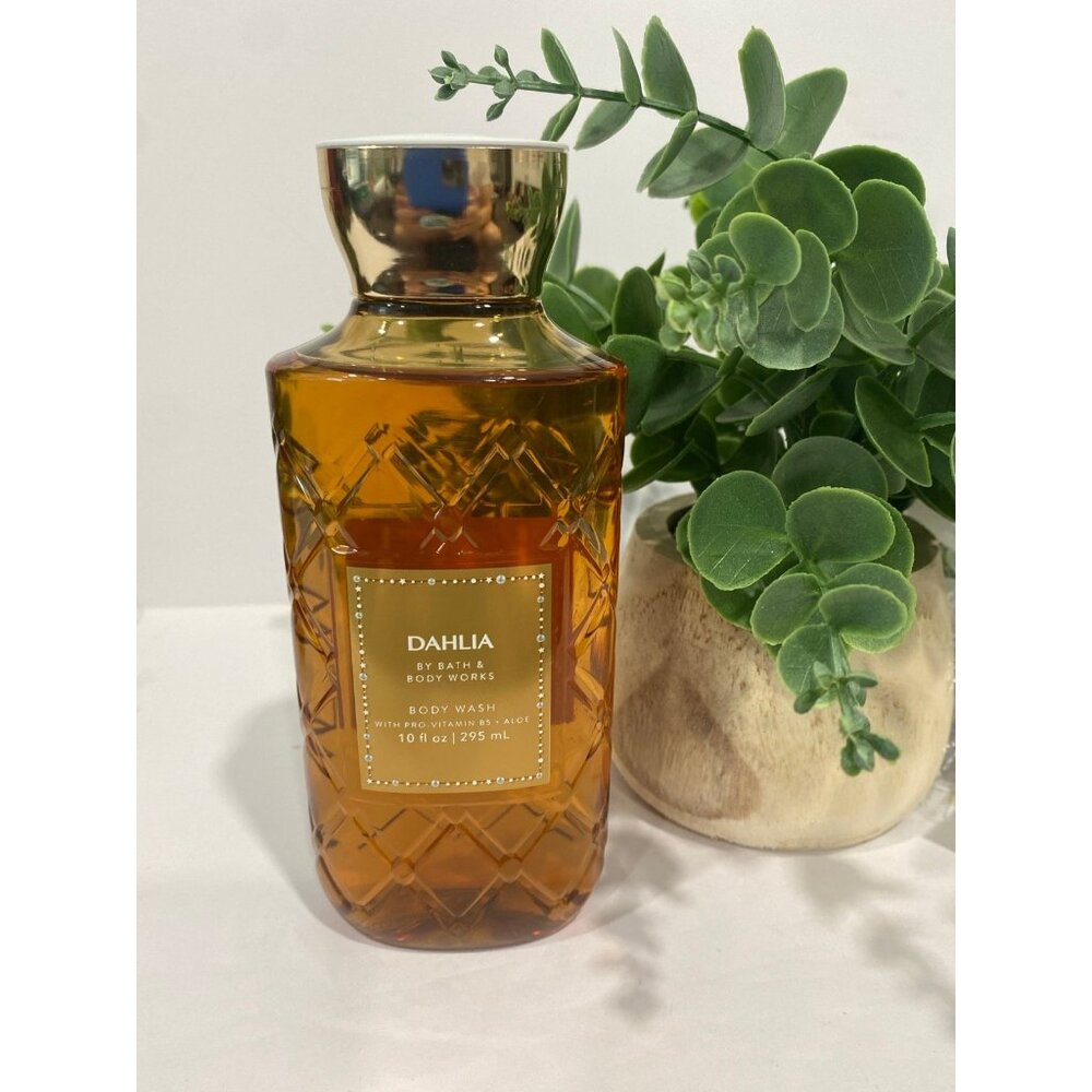 Bath & Body Works “Dahlia” New Body Wash